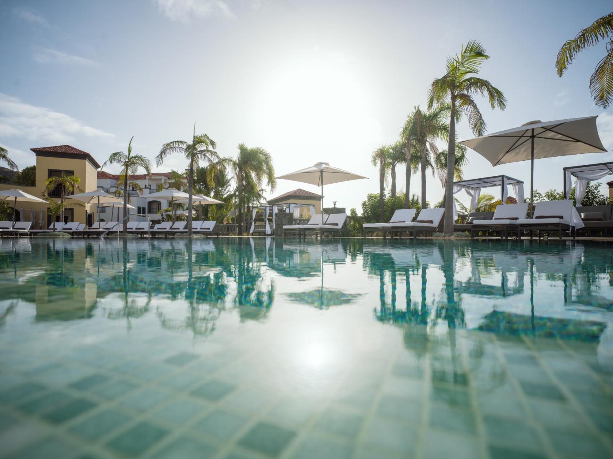 Dreams Madeira Resort Spa & Marina Canical  Exterior photo