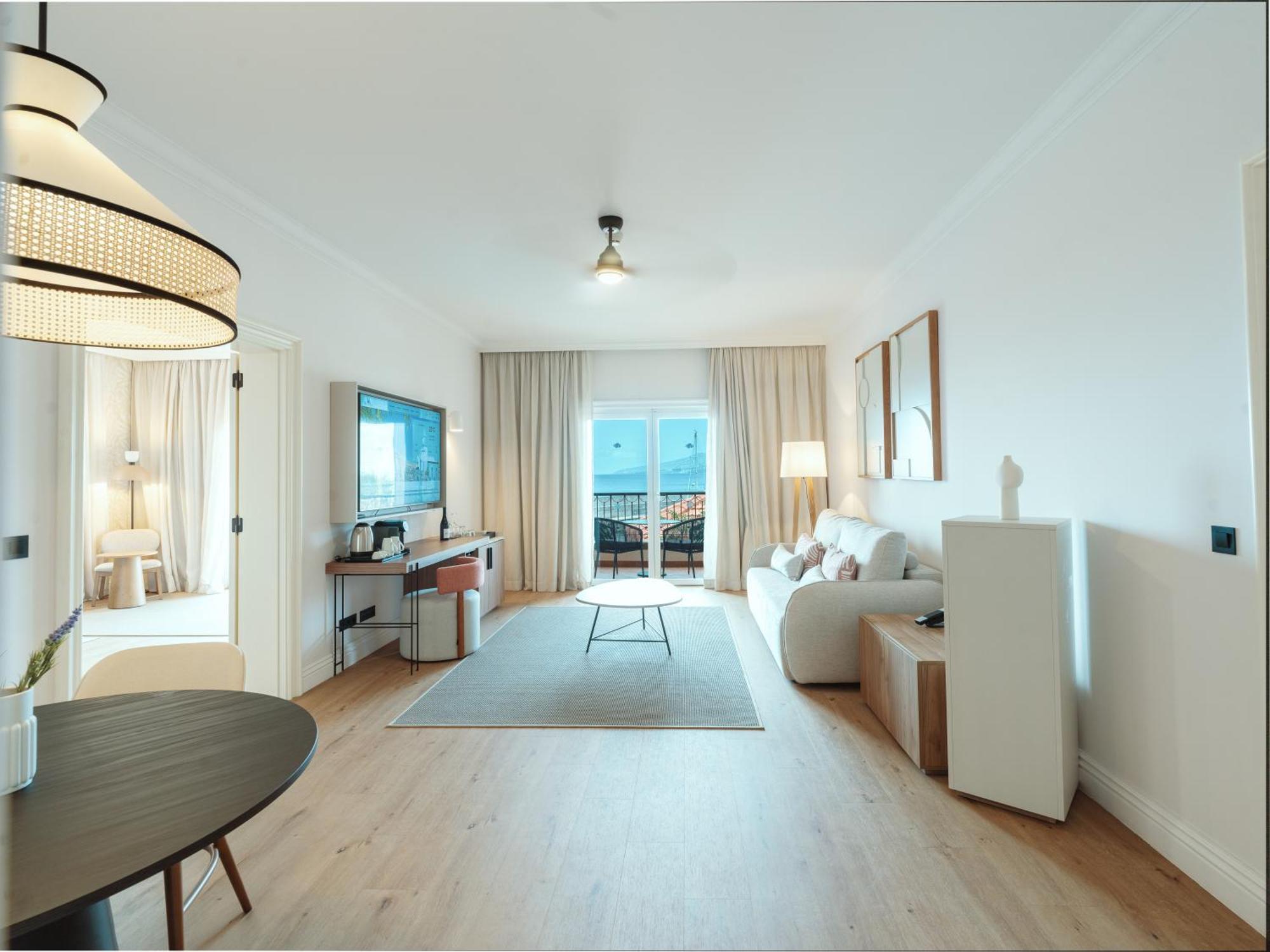 Dreams Madeira Resort Spa & Marina Canical  Exterior photo
