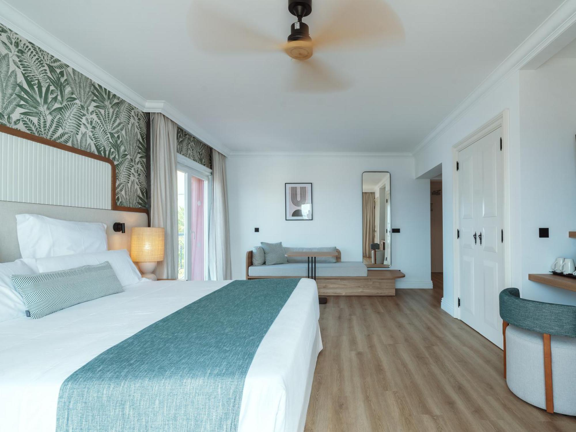 Dreams Madeira Resort Spa & Marina Canical  Exterior photo